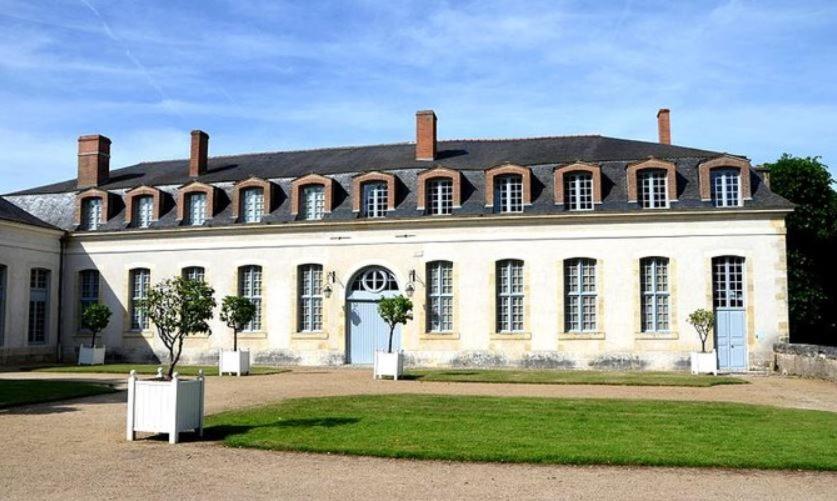 *** Domaine Des Noyers - Proche Centre Ville Châteauneuf-sur-Loire Kültér fotó